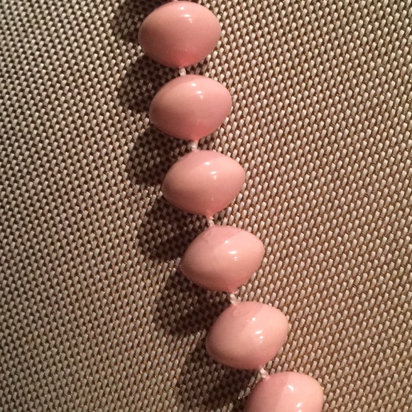 Vintage Blush Bead Necklace - Picture 2 of 3